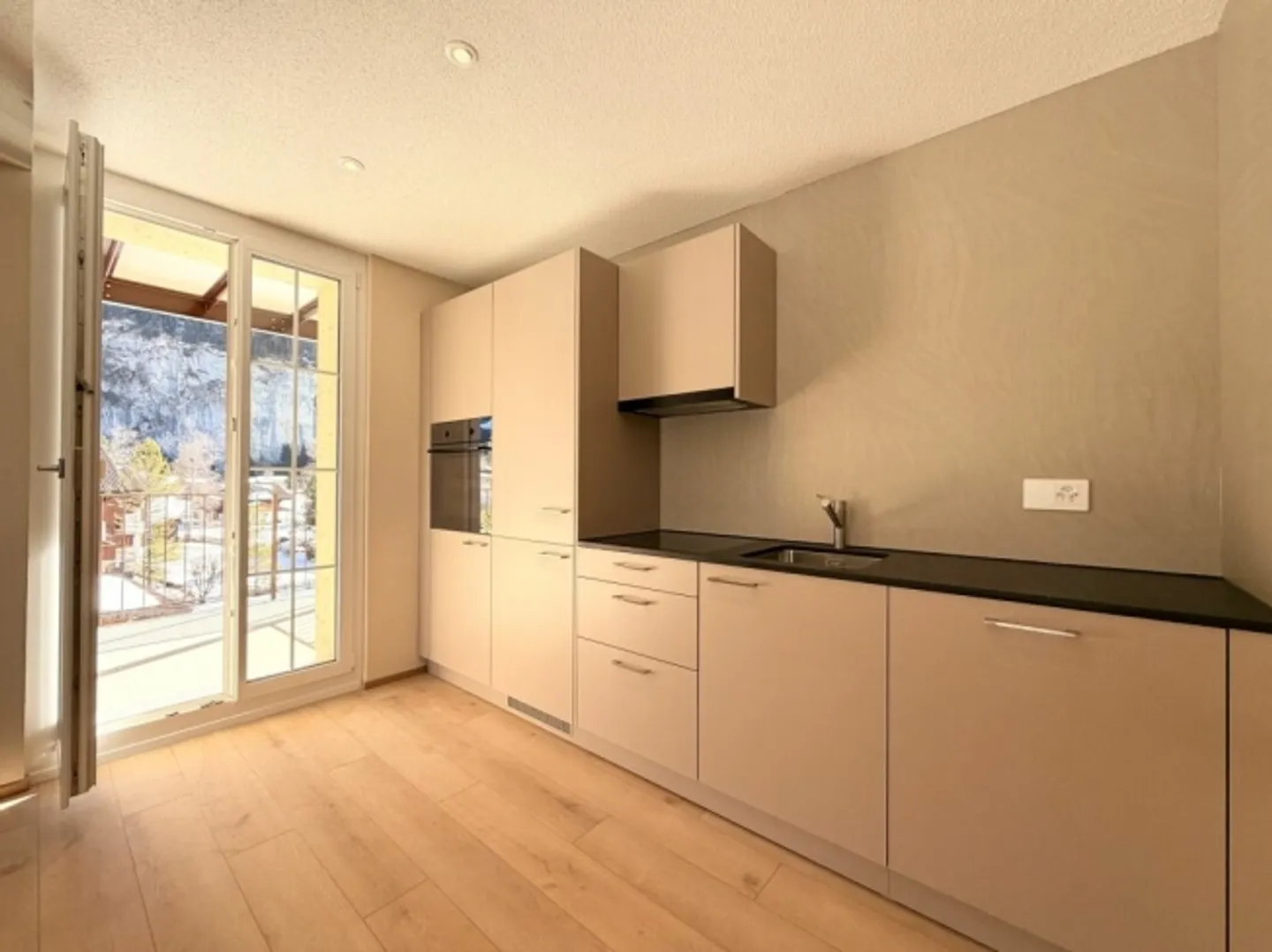 Appartement moderne avec vue sur la montagne - Photo 9 sur 13
