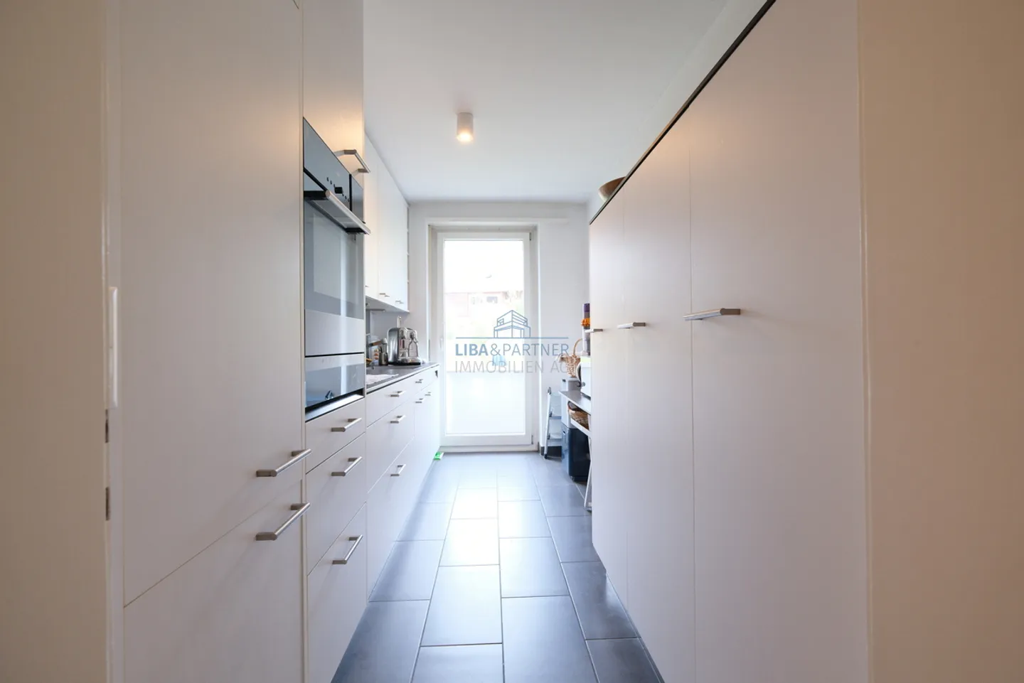 Charmante, frisch renovierte Wohnung mit Blick ins Grüne - Foto 9 von 14