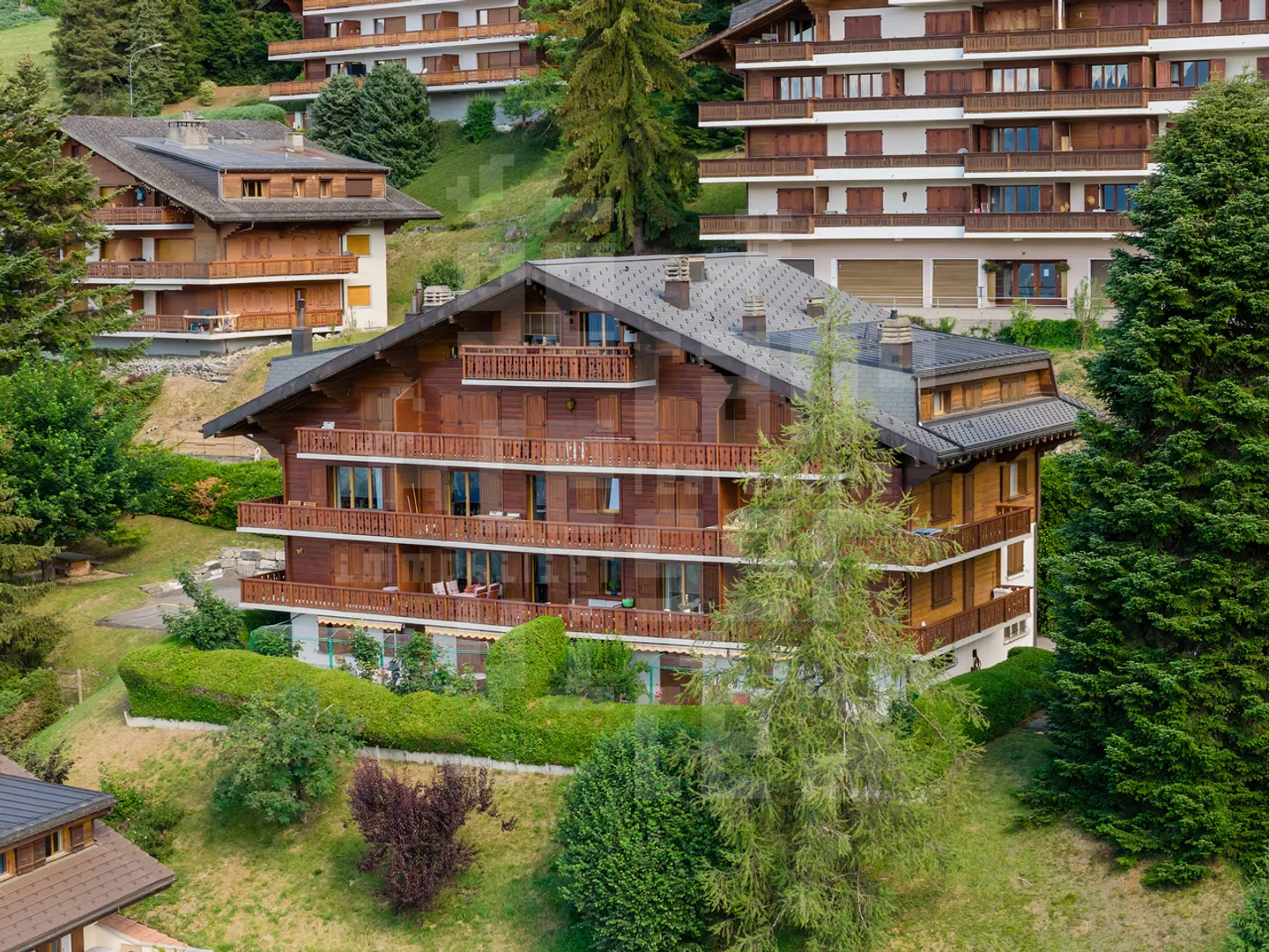 Appartement Charmant avec Balcon - Photo 2 sur 22