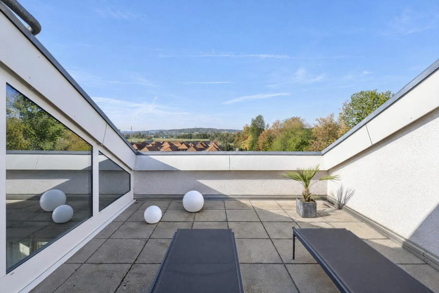 Appartamento duplex attico di 7,5 stanze con 218 m² e galleria a Bösingen - Foto 10 di 16