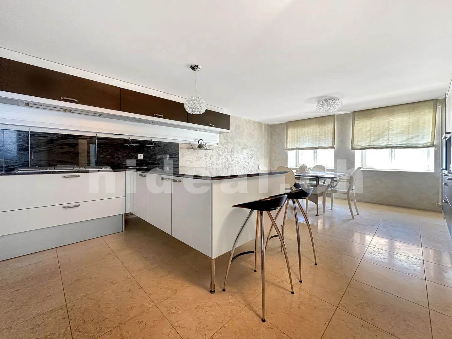 Completely renovated loft in Concise - Photo 4 of 15