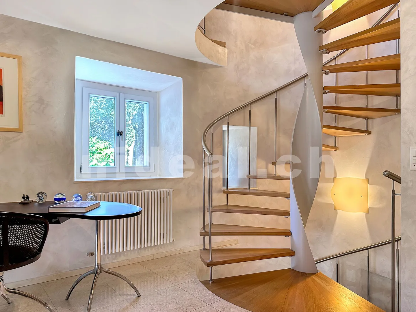 Completely renovated loft in Concise - Photo 5 of 15