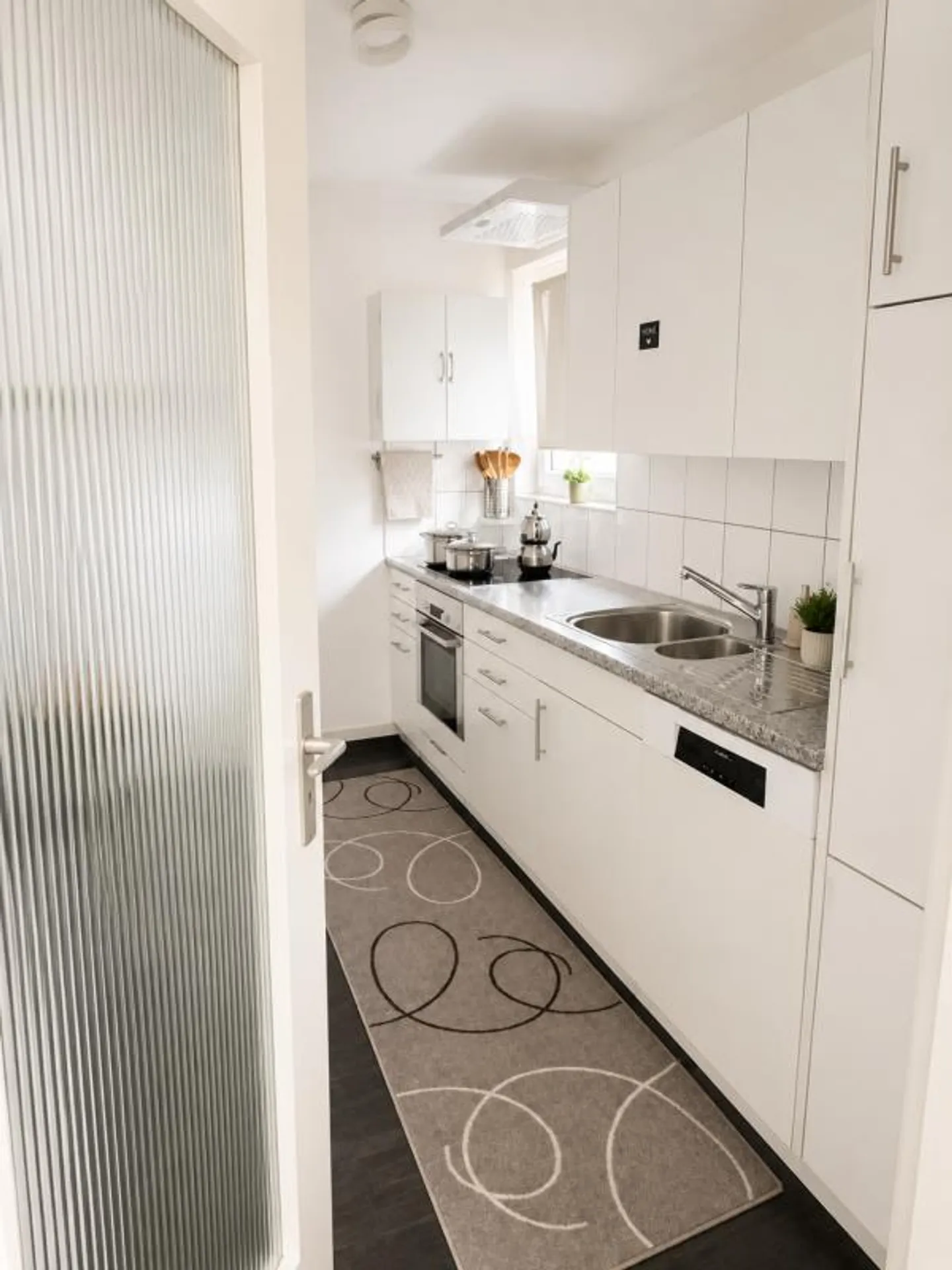 Vie généreuse - top moderne avec balcon dans le vert ! - Photo 2 sur 10