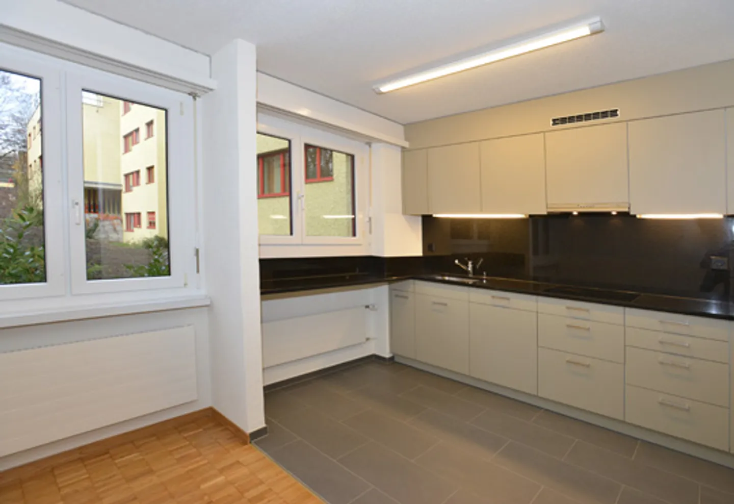 Wohnung mieten - Foto 3 von 7