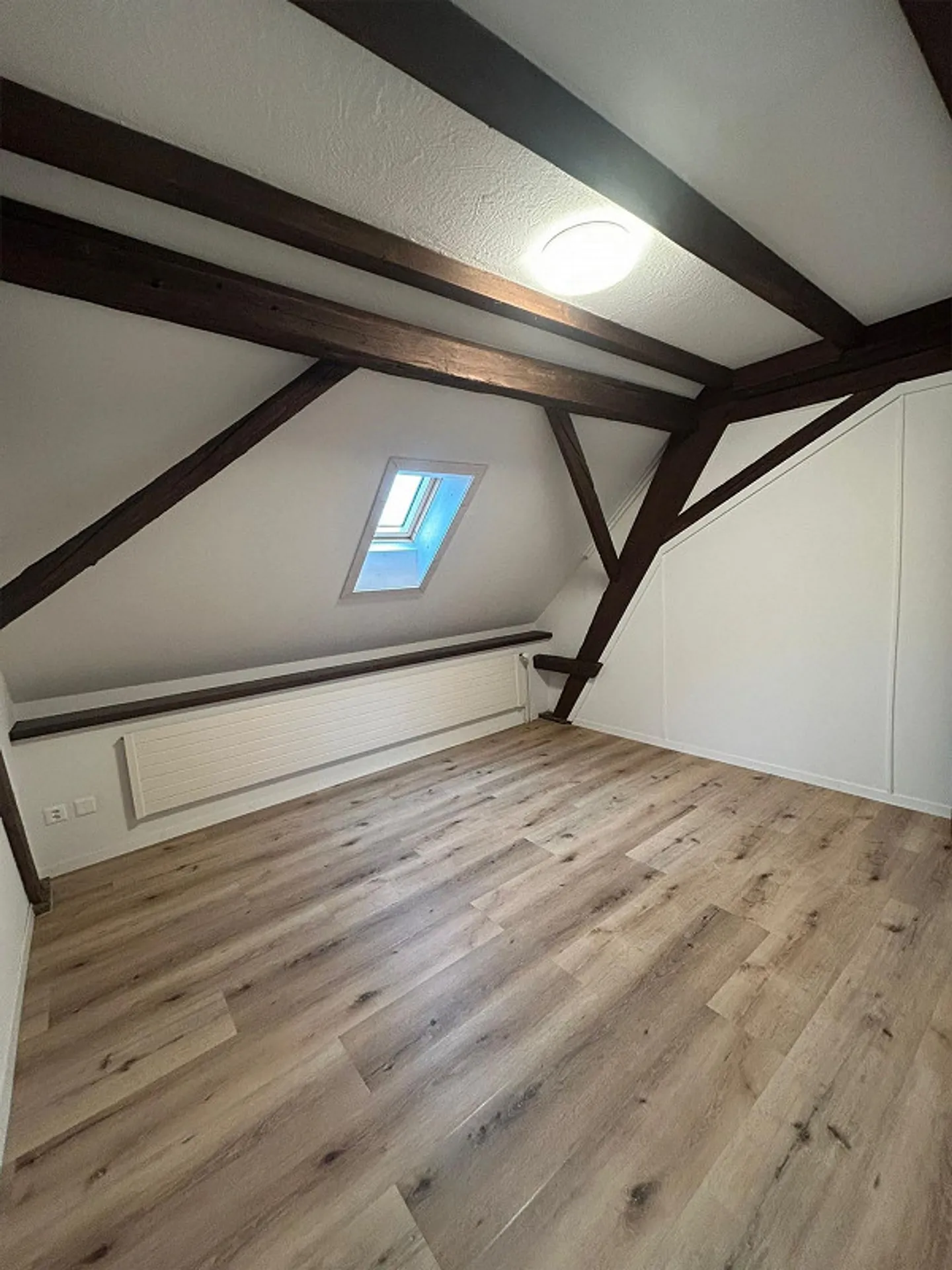 Maisonette familiare di 5,5 stanze con giardino e molta luce – posizione tranquilla - Foto 9 di 19