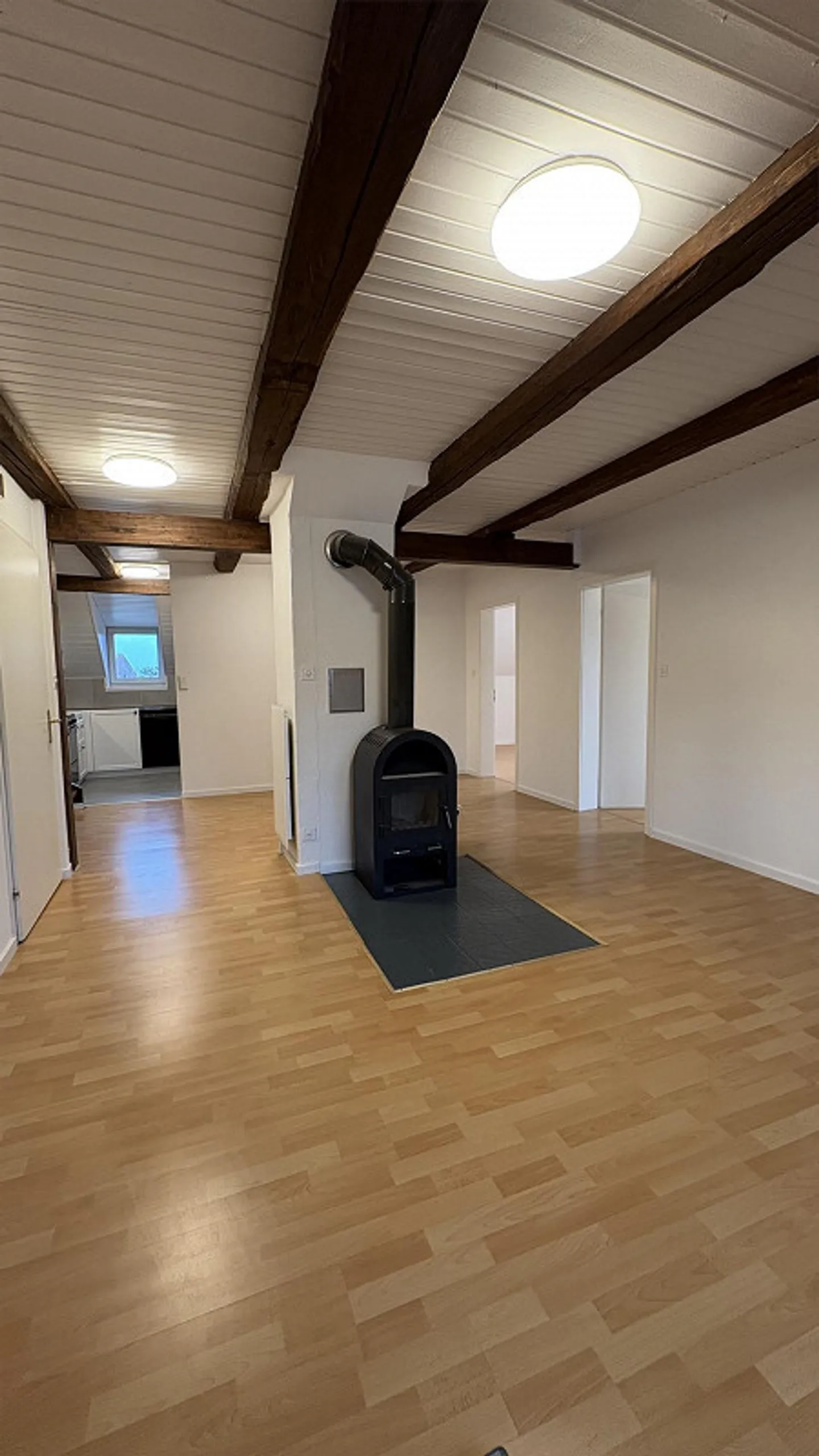 Maisonette familiare di 5,5 stanze con giardino e molta luce – posizione tranquilla - Foto 11 di 19