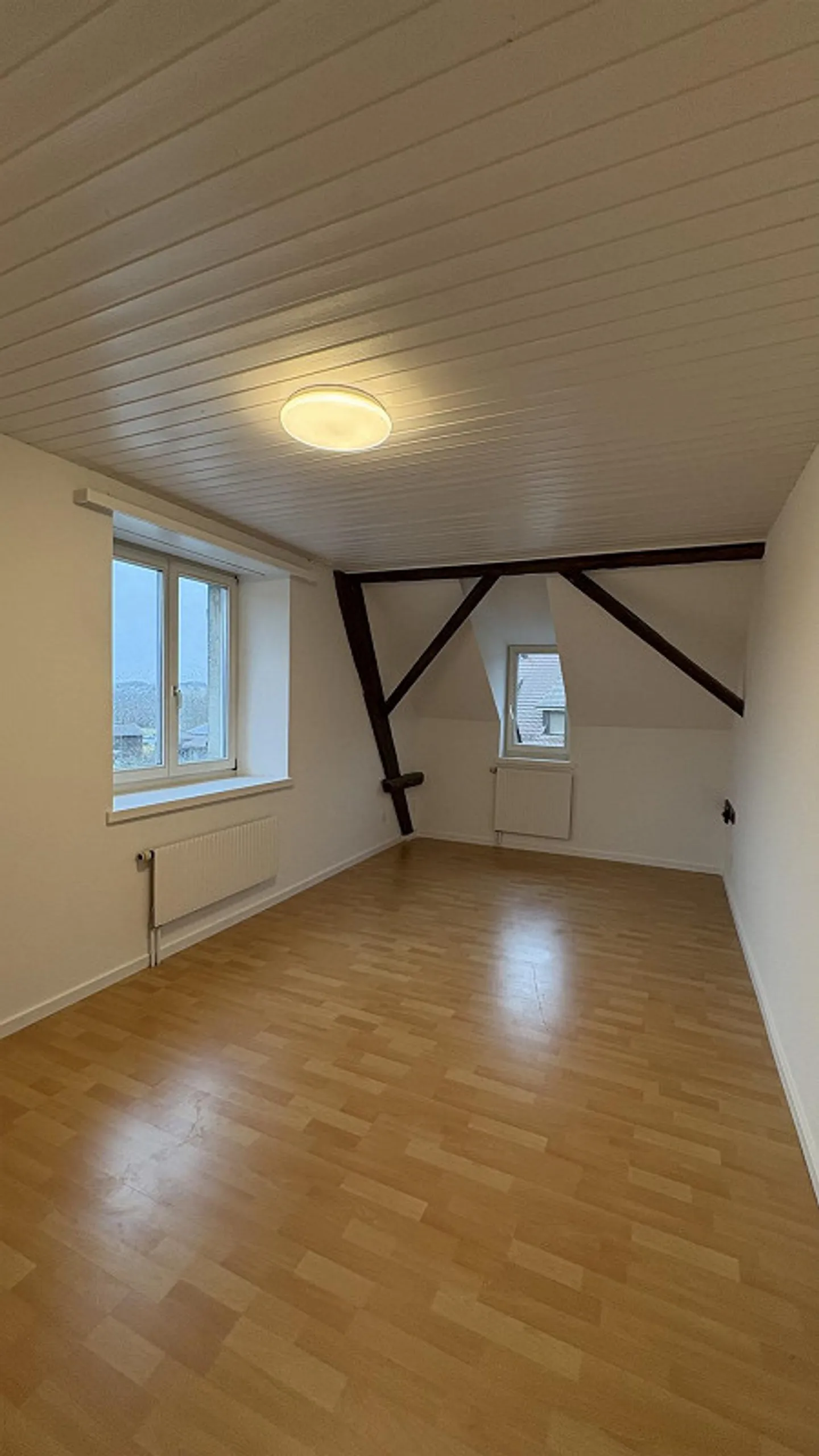 Maisonette familiare di 5,5 stanze con giardino e molta luce – posizione tranquilla - Foto 14 di 19