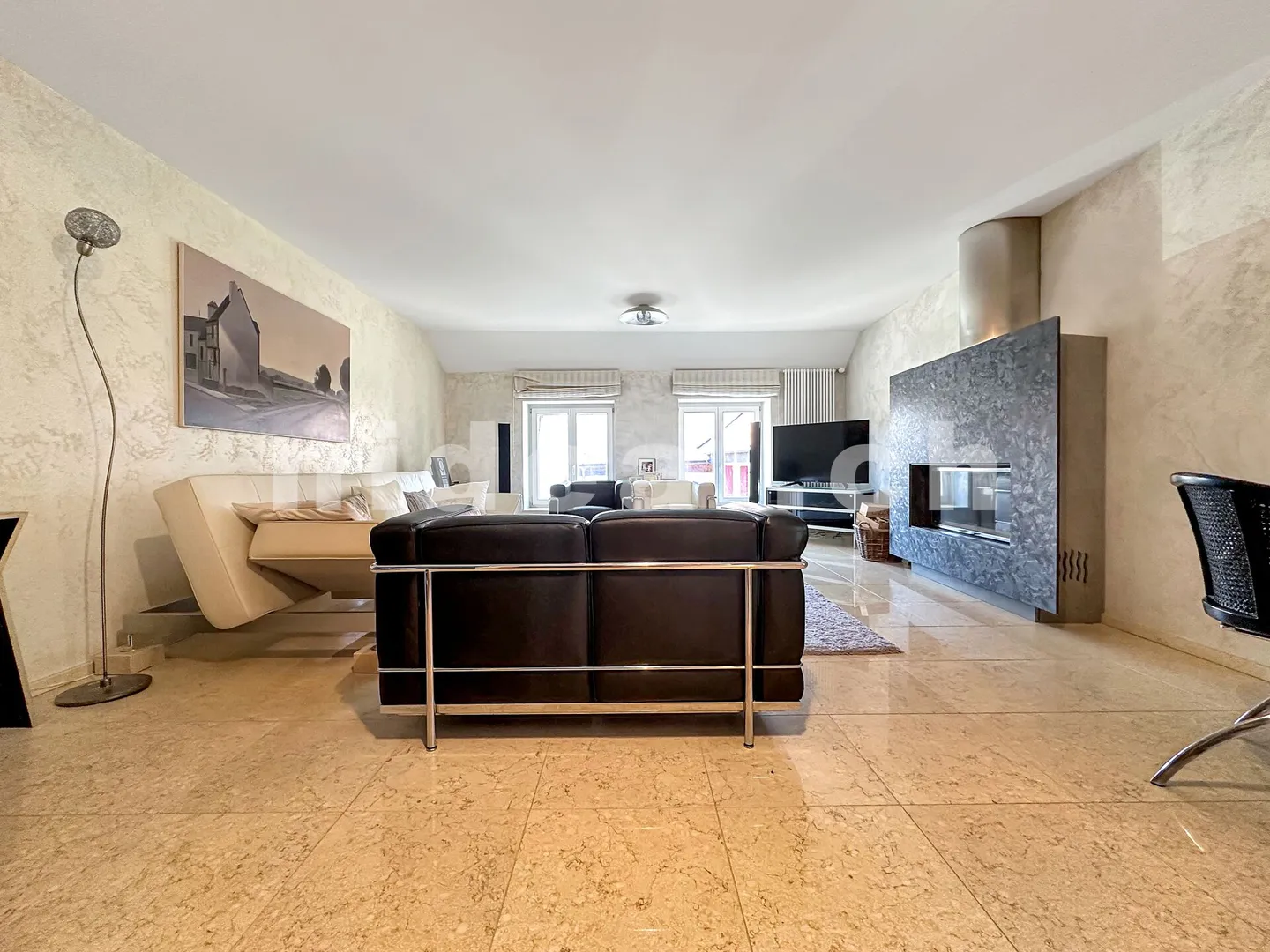 Completely renovated loft in Concise - Photo 7 of 15