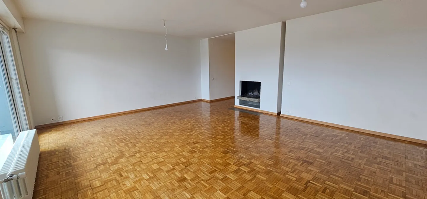 Appartement rénové de 3.5 pièces avec balcon - Photo 1 sur 9