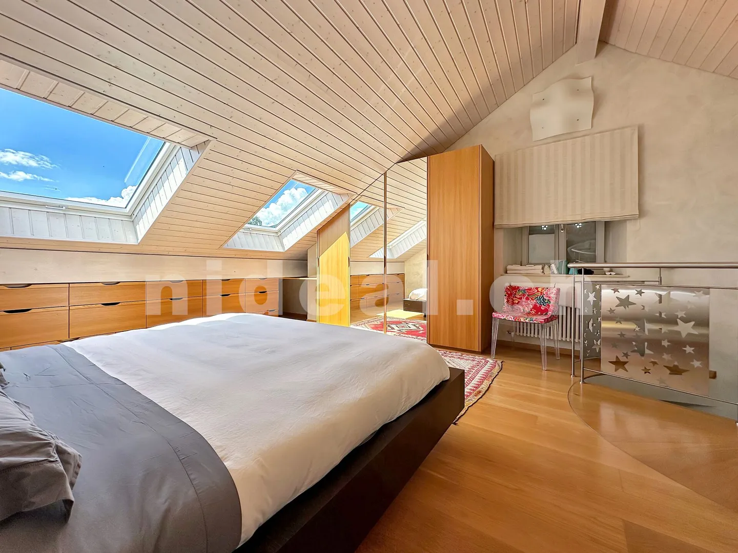 Completely renovated loft in Concise - Photo 10 of 15