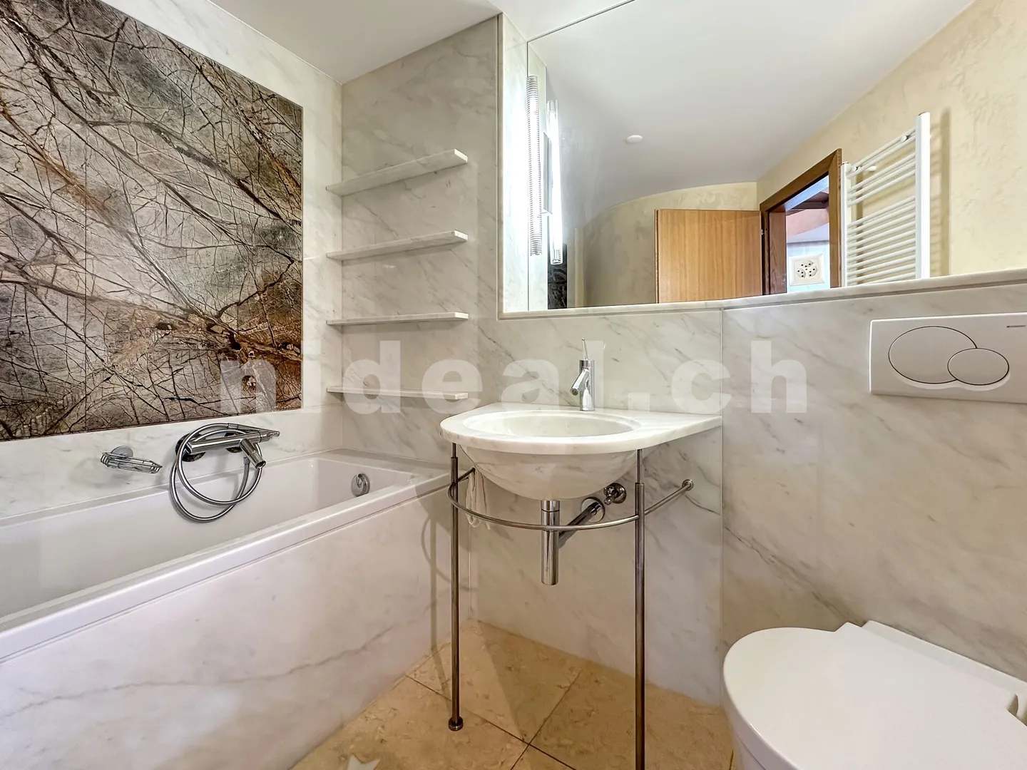 Completely renovated loft in Concise - Photo 11 of 15