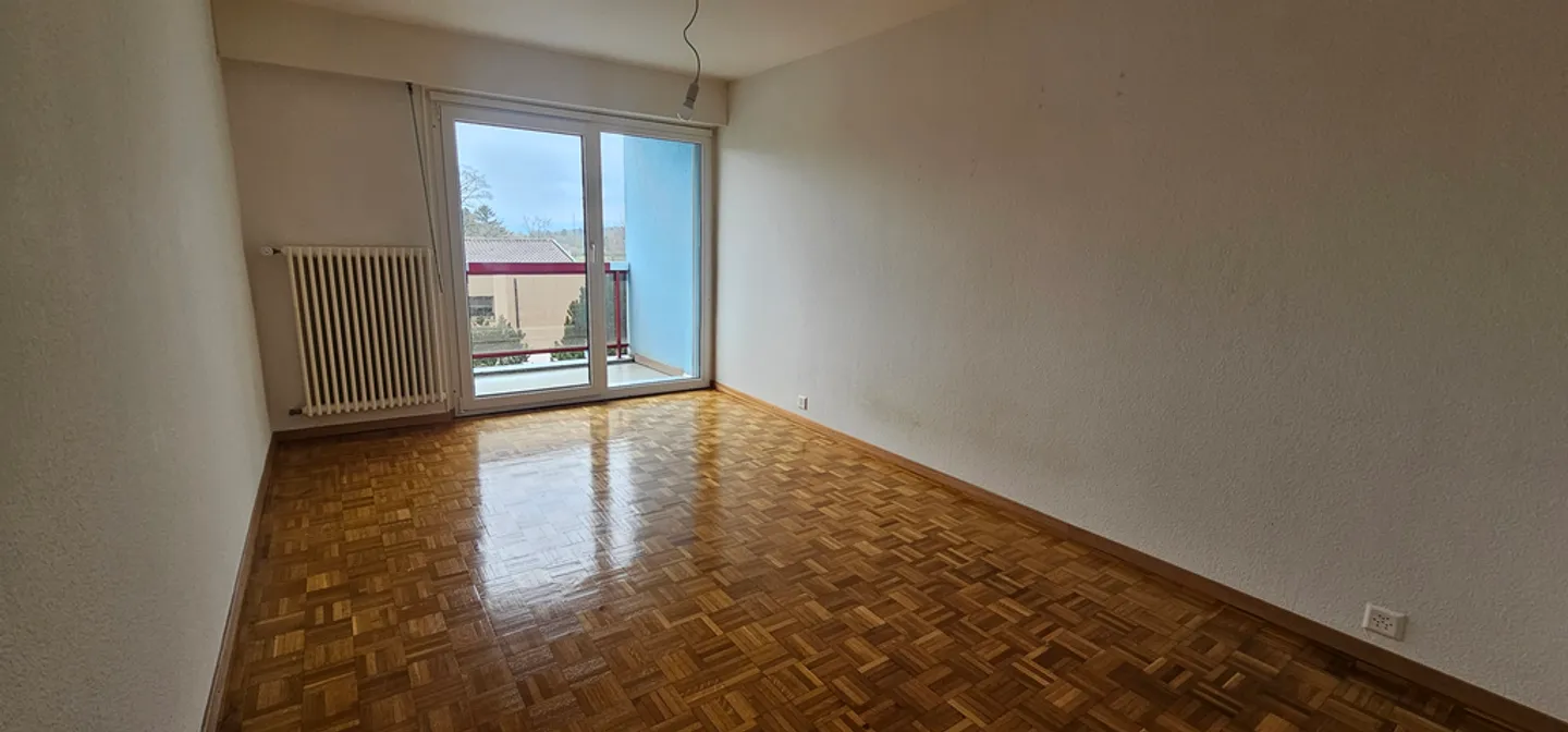 Appartement rénové de 3.5 pièces avec balcon - Photo 6 sur 9