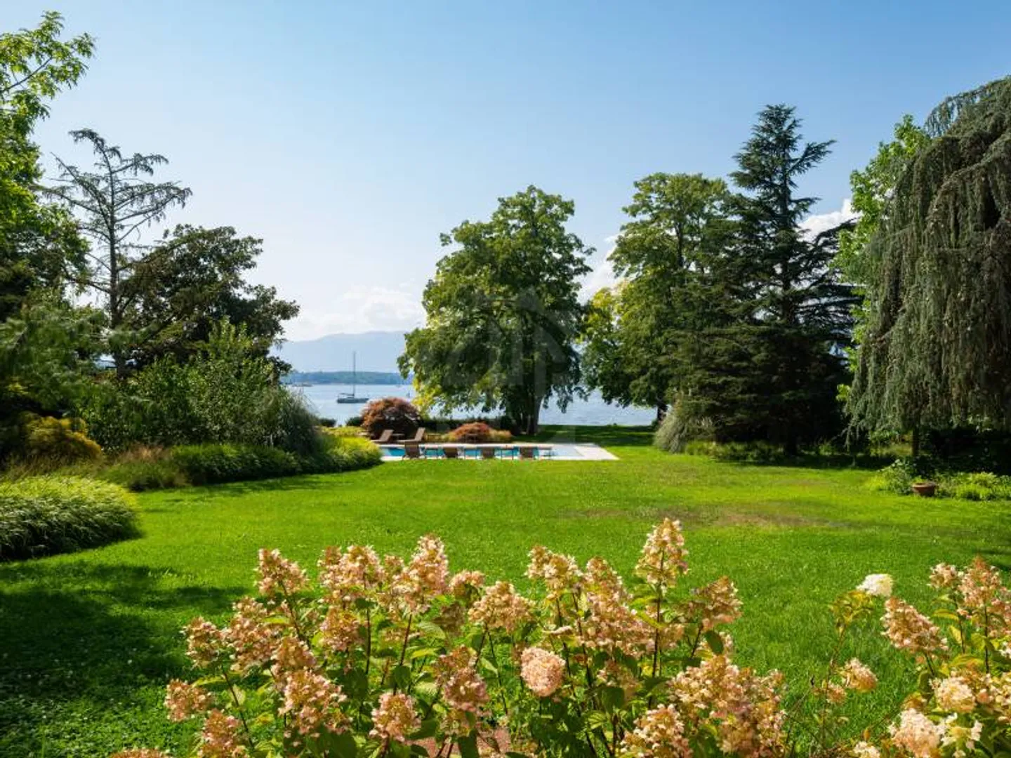 Atemberaubende Villa - Vésenaz - Foto 2 von 8
