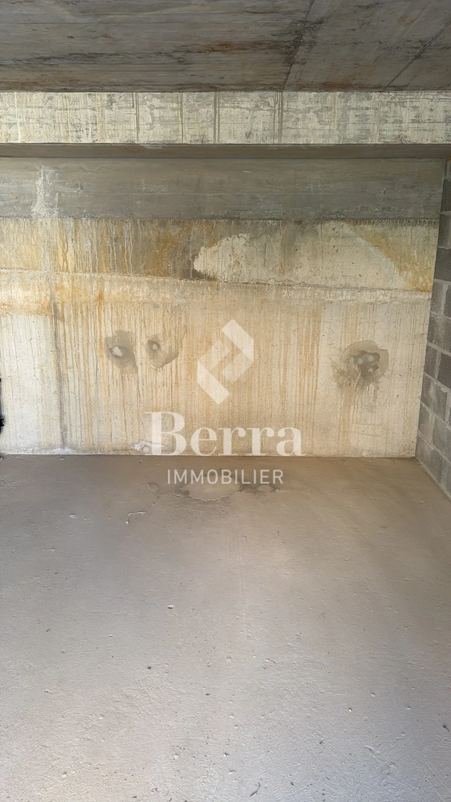 Closed garage box - New construction - Aproz (Amaryllis) - Photo 3 of 9