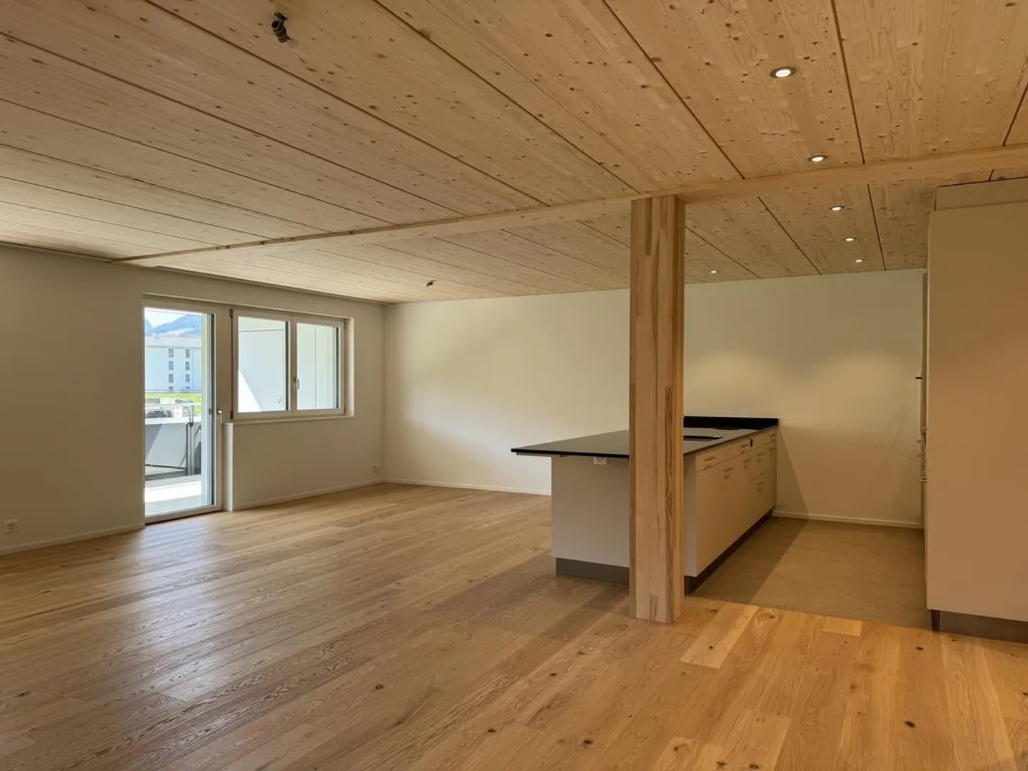 Appartement Neuf Confortable - Photo 4 sur 10