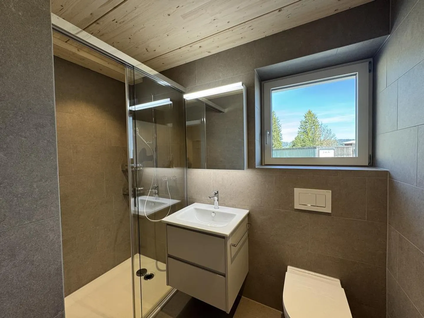 Appartement Neuf Confortable - Photo 6 sur 10