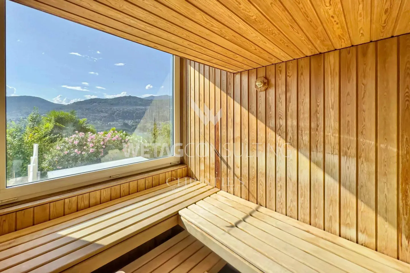 Montagnola: Appartamento con grande giardino privato e vista sul lago di Lugano... - Foto 12 di 13