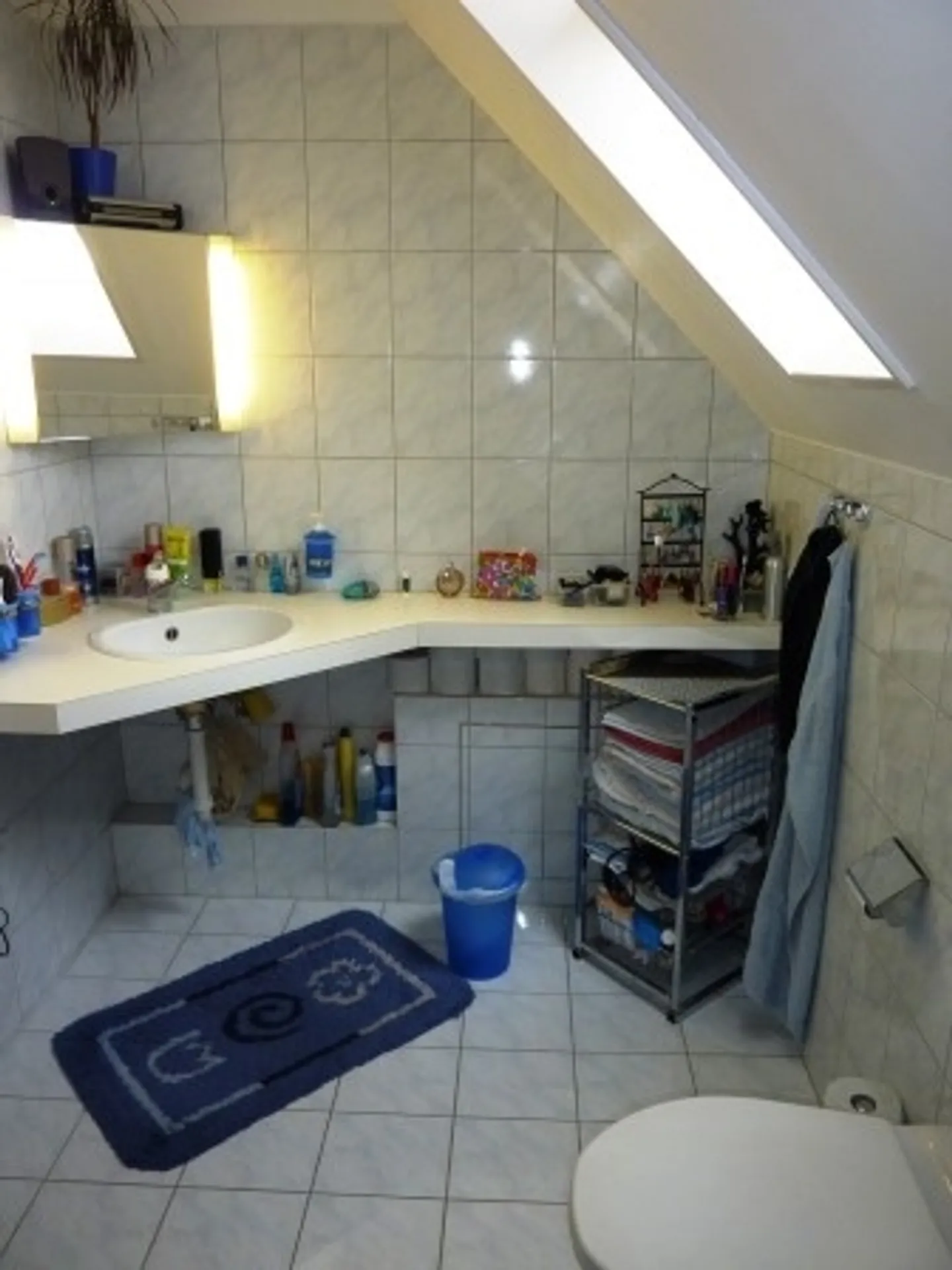 Charmante 3,5-Zimmer-Dachwohnung in Arlesheim - Foto 4 von 13