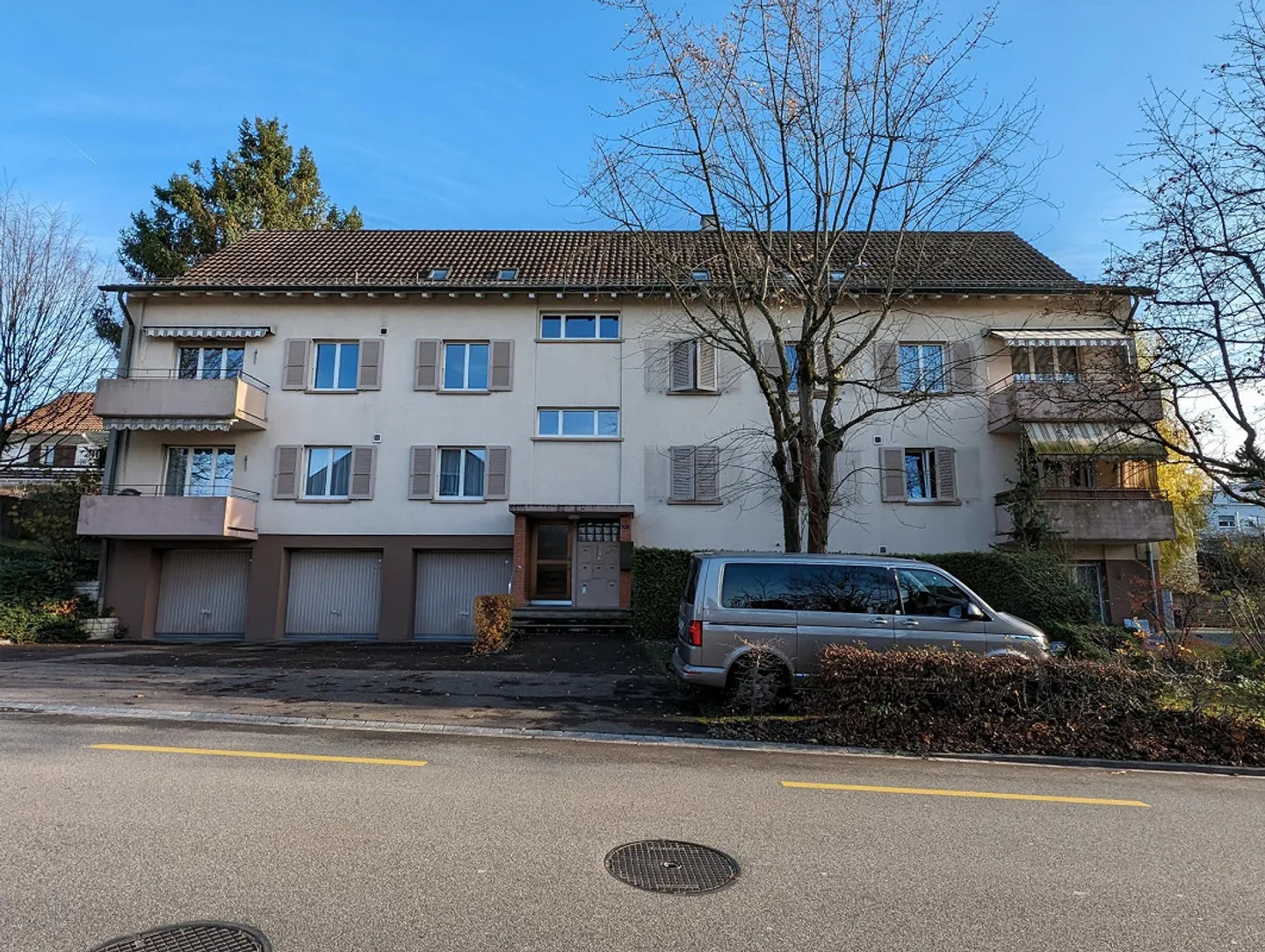 Charmante 3,5-Zimmer-Dachwohnung in Arlesheim - Foto 1 von 13