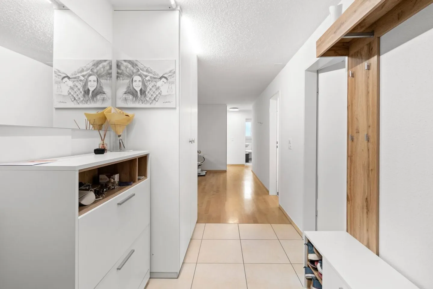 Renovated 4.5-room ground floor apartment with sunny garden - Photo 1 of 7