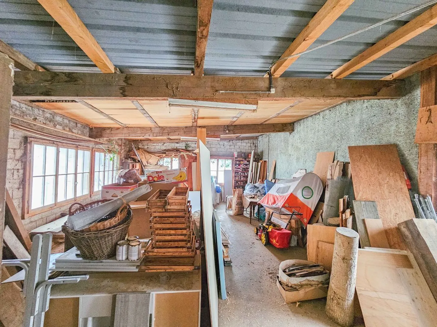 Maison avec 2 appartements et un grand atelier avec un grand potentiel sur un terrain de plus de 1000 m2 - Photo 3 sur 4