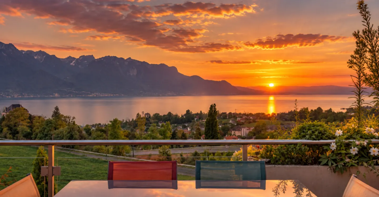 MONTREUX - VILLA CONTIGUË AVEC VUE PANORAMIQUE - Photo 1 sur 10