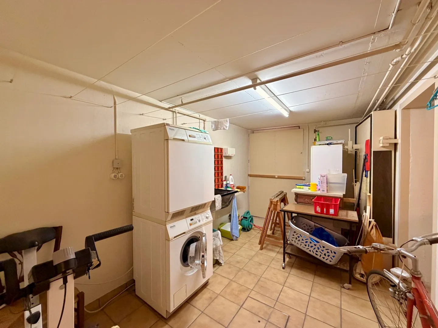 Charming 4.5-room terraced house with garden and parking space - Photo 13 of 19