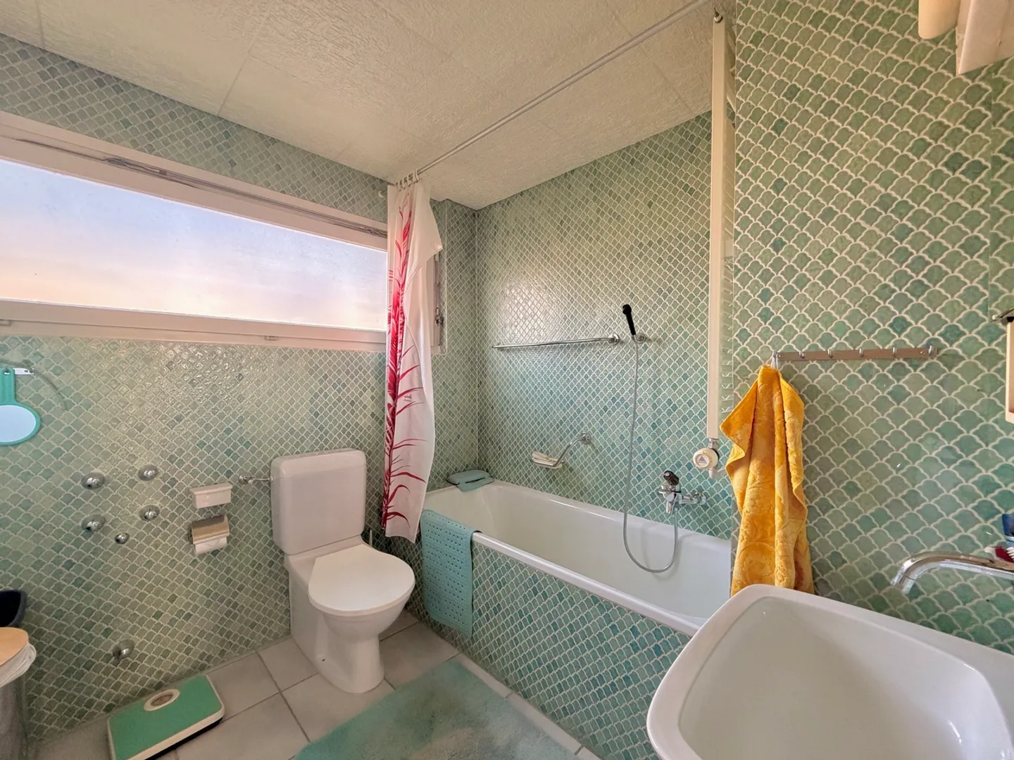 Charming 4.5-room terraced house with garden and parking space - Photo 16 of 19