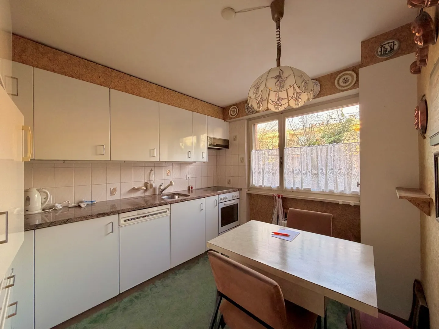 Charming 4.5-room terraced house with garden and parking space - Photo 18 of 19