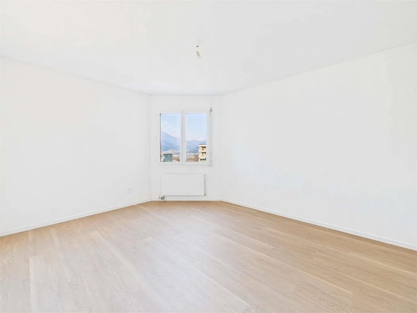 Breganzona - 3.5 Rooms Completely Renovated - Photo 9 of 10