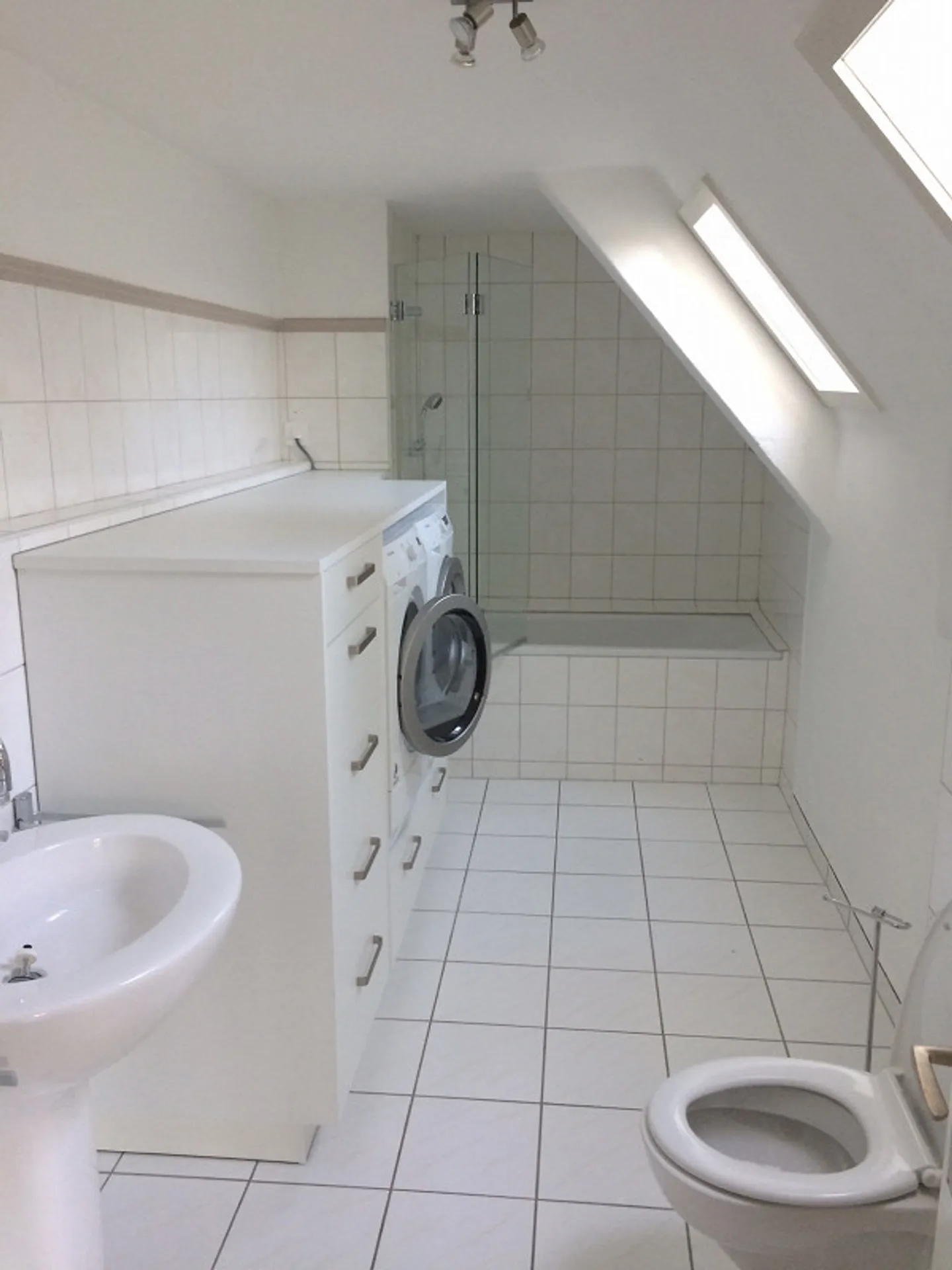 Wohnen und Arbeiten im Schloss, genug Platz fürs Home-Office - Foto 9 von 12