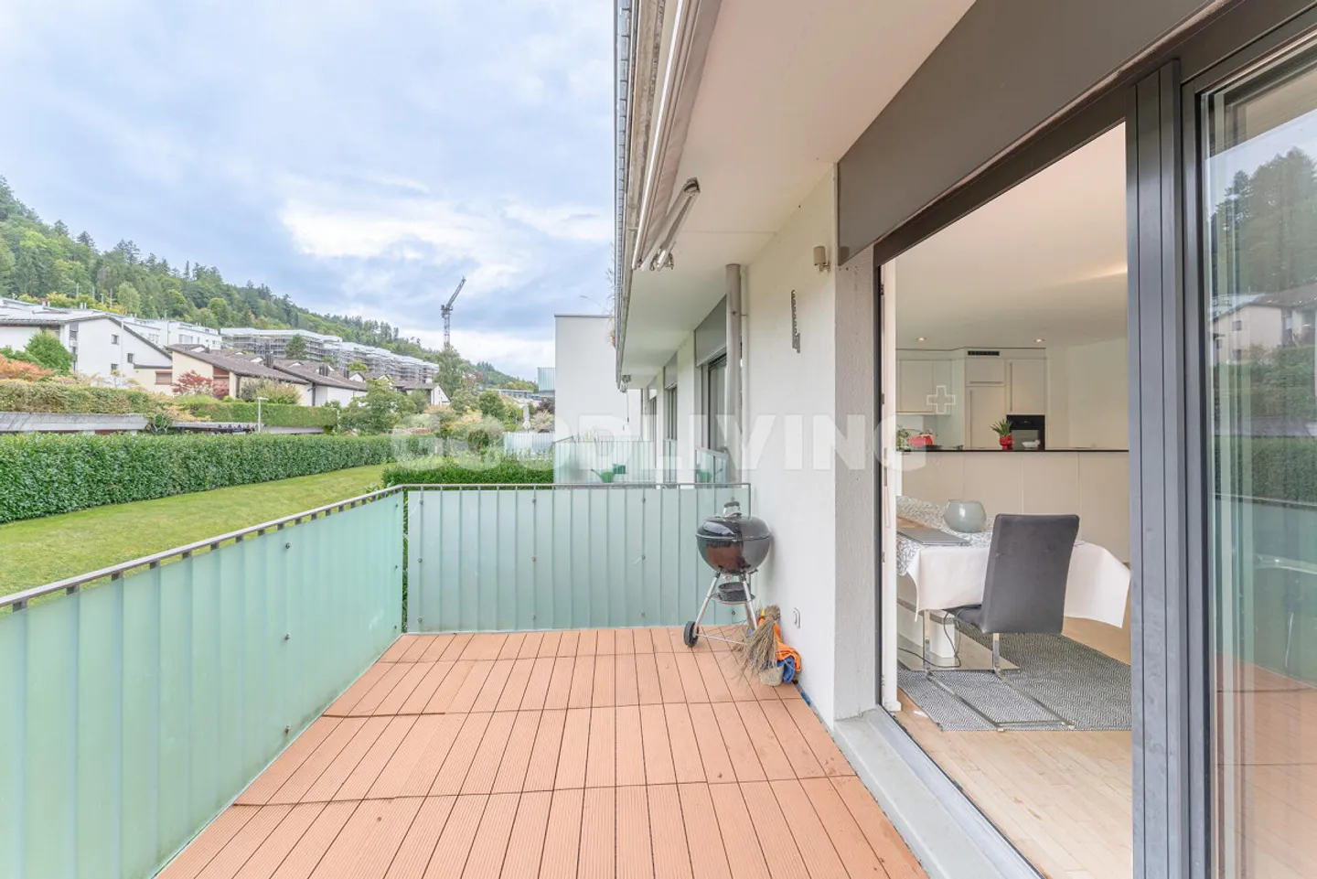 Appartement moderne et ensoleillé de 4½ pièces dans un emplacement optimal - Photo 1 sur 13