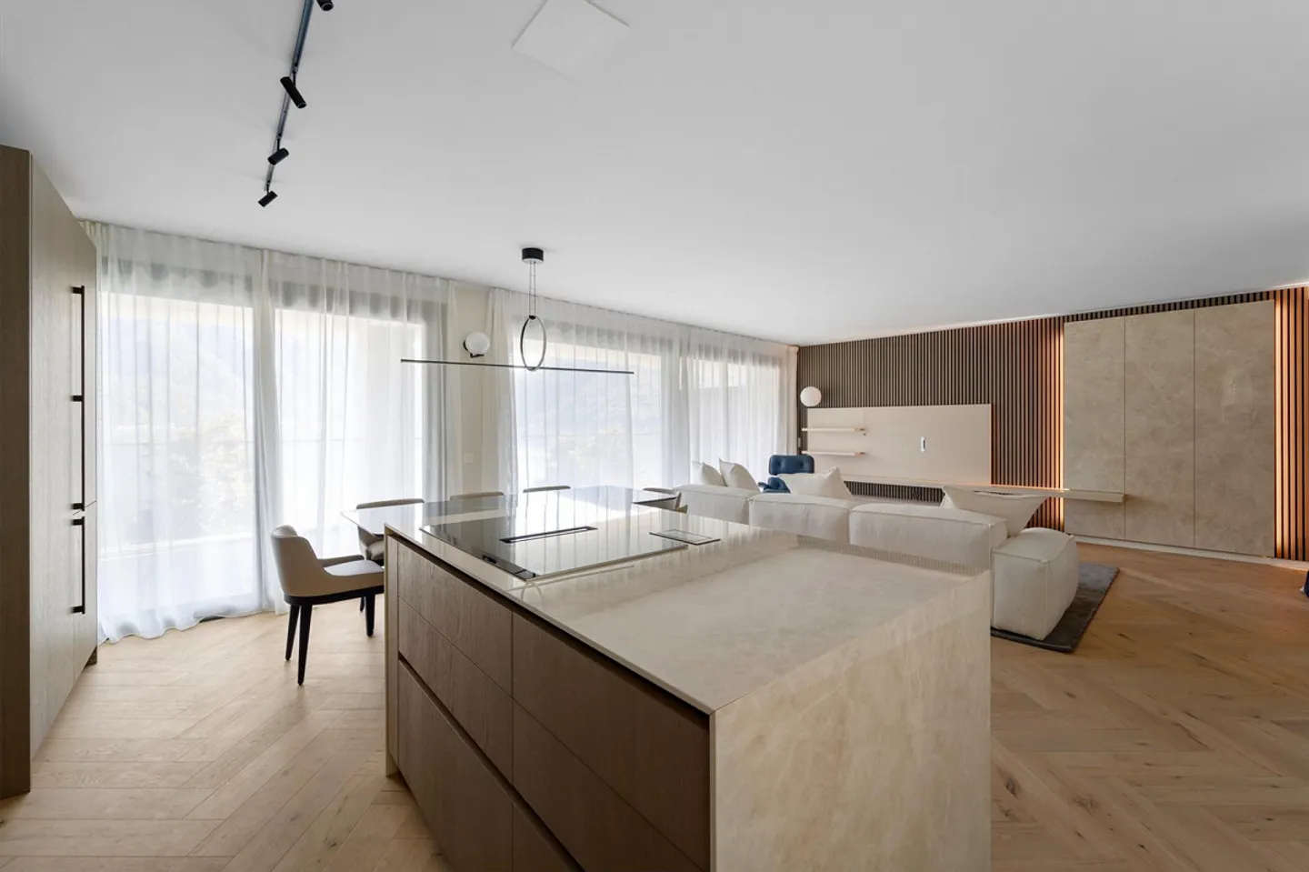 Modern furnished penthouse with large terraces, rooftop and panoramic - Foto 10 di 10