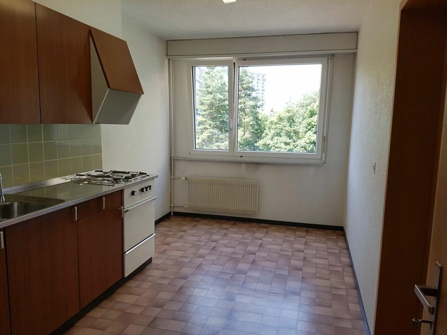 Helle 2.5-Zimmerwohnung mit Balkon - Foto 3 von 6