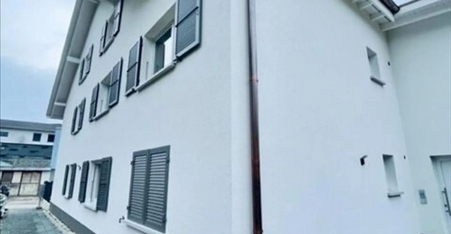 Appartamento moderno con balcone - Foto 10 di 10