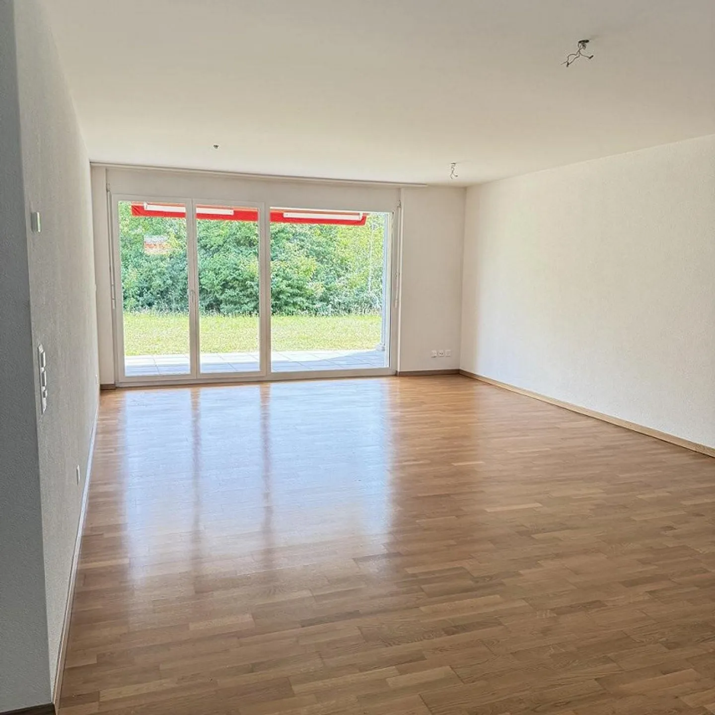 Ihr neues Zuhause - grosszügige 3.5-Zimmer-Wohnung in ruhiger Lage - Foto 4 di 5
