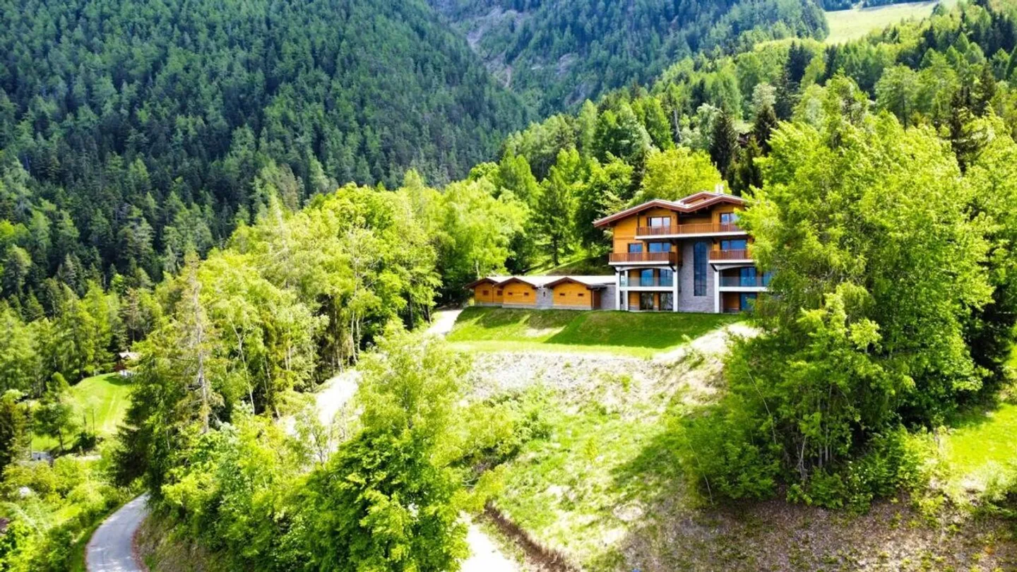 Appartamento di due e mezzo locali a Saxon - Foto 1 di 18