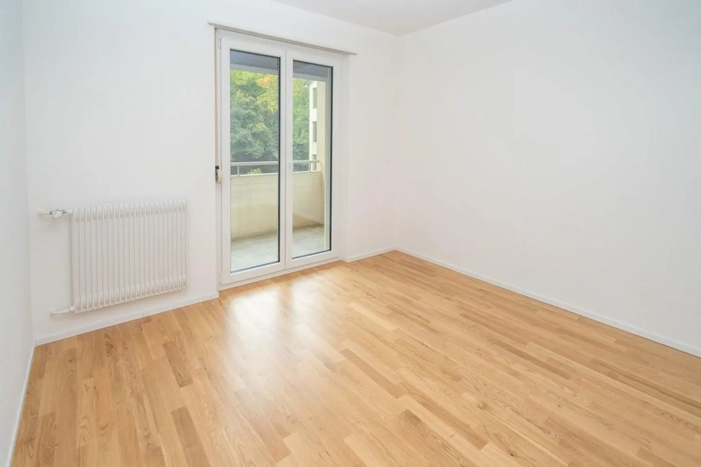 Neu sanierte 4.5-Zimmer-Wohnung zu vermieten - Foto 7 von 9