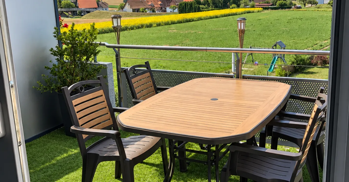 Spazioso appartamento moderno di 6,5 locali con soppalco a Villars-le-Terroir - Foto 2 di 16