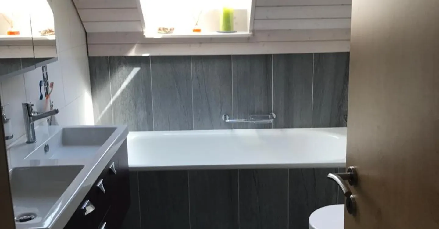 Spazioso appartamento moderno di 6,5 locali con soppalco a Villars-le-Terroir - Foto 12 di 16