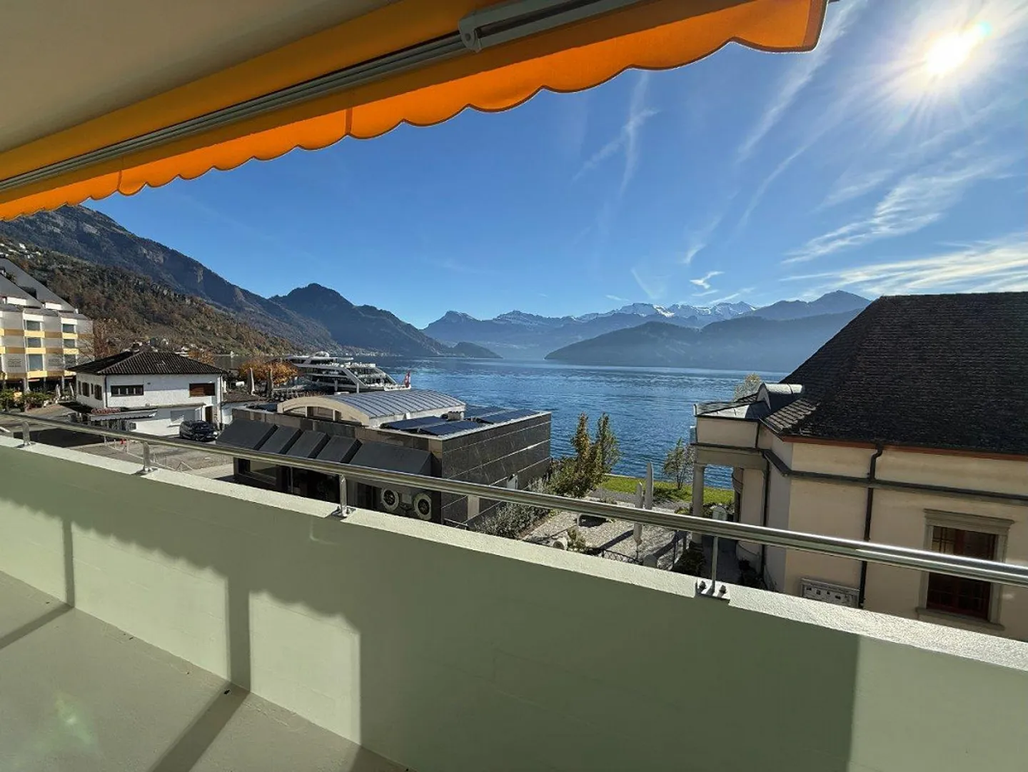 Appartement de 4,5 pièces de rêve avec vue sur le lac - situé au centre de - Photo 1 sur 12