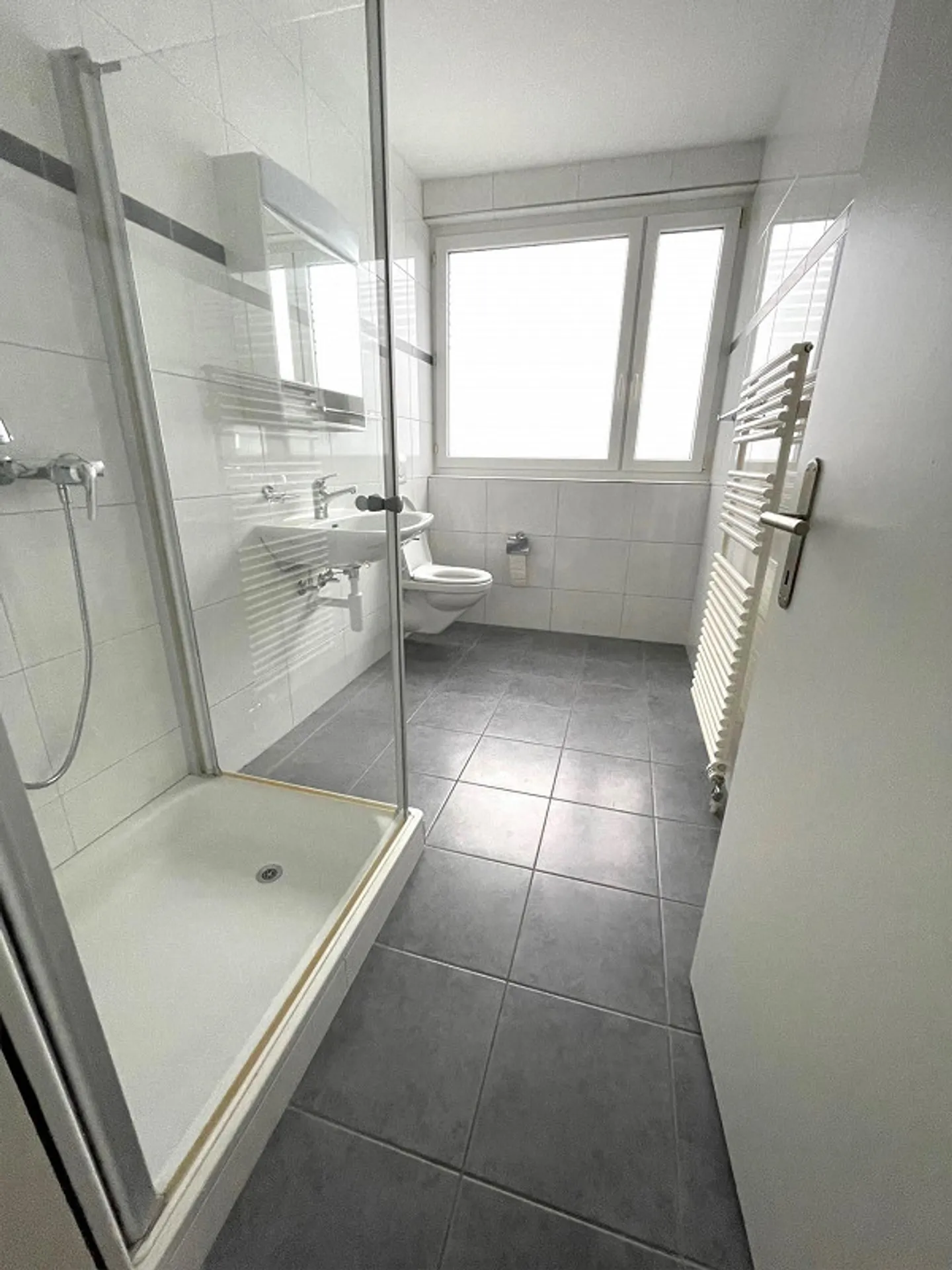 4.5-room apartment in Wolfhalden AR with lake view - Photo 13 of 24