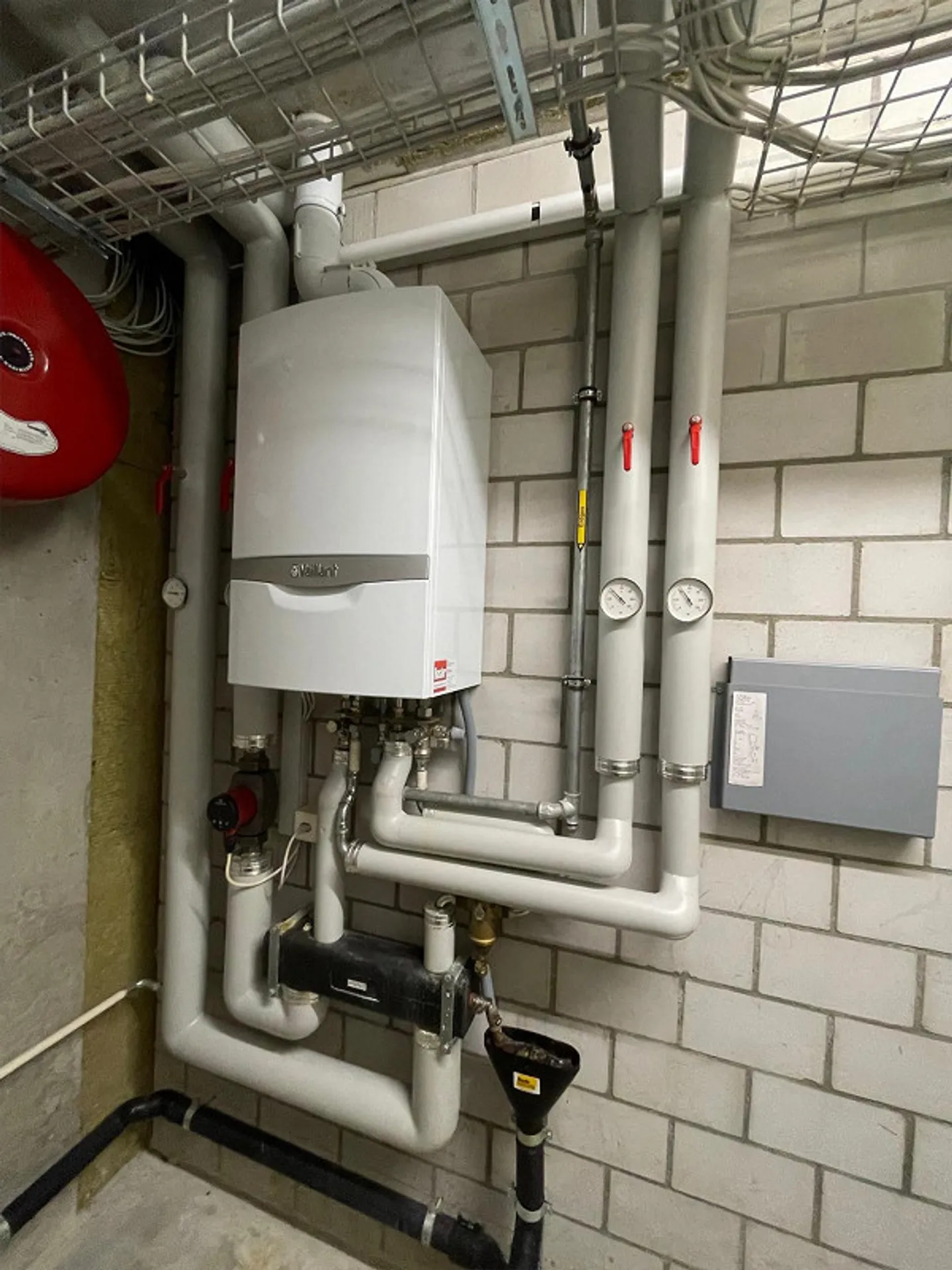 4.5-room apartment in Wolfhalden AR with lake view - Photo 16 of 24