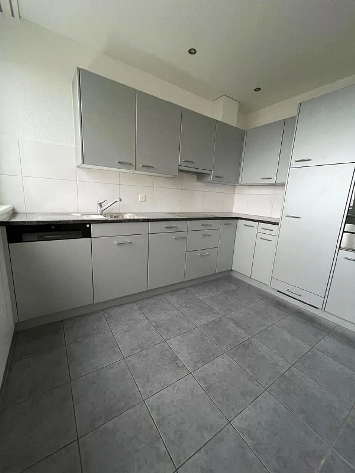 4.5-room apartment in Wolfhalden AR with lake view - Photo 4 of 24