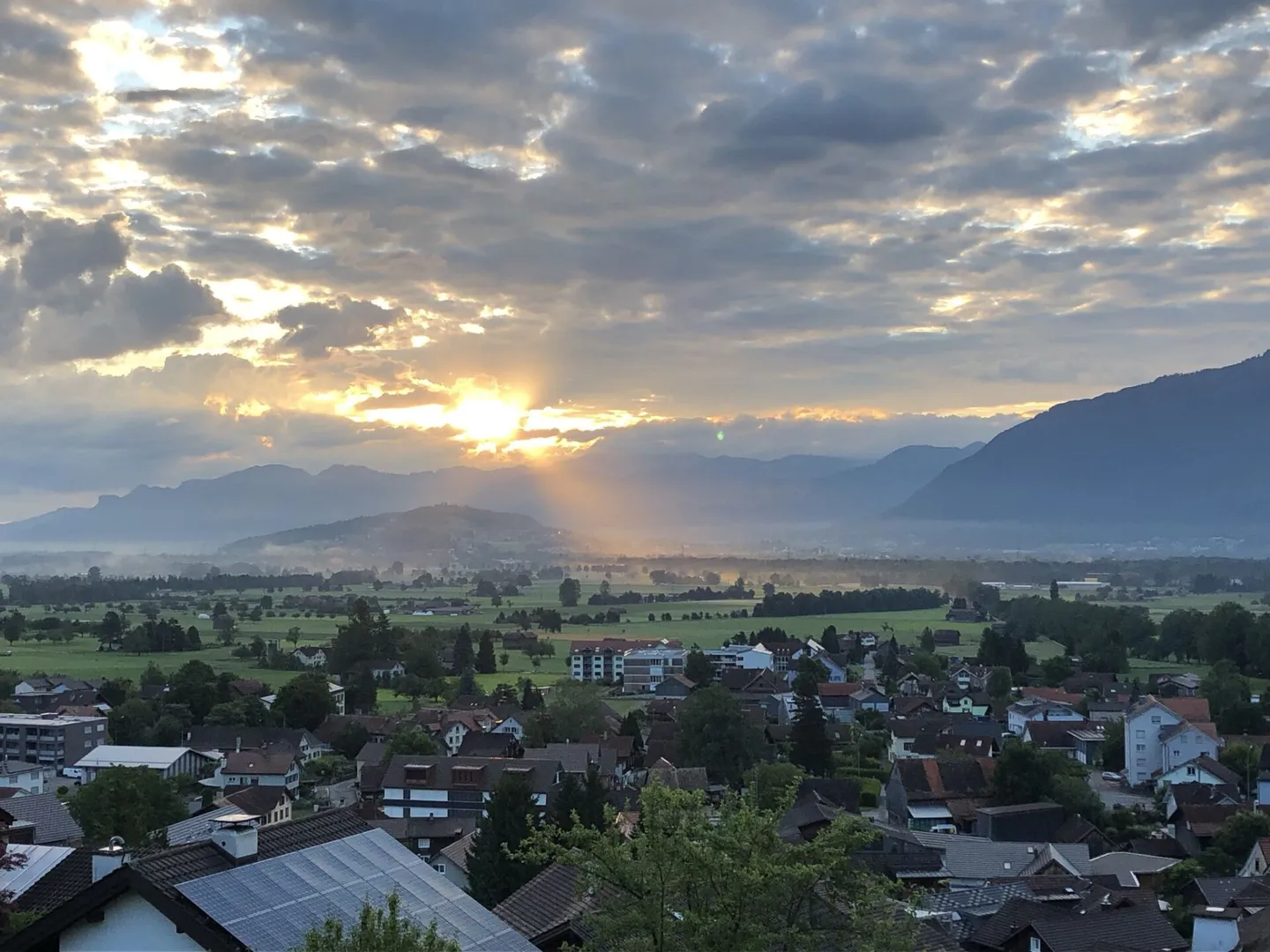 Con la migliore vista e molta luce solare - realizza il tuo sogno abitativo - Foto 3 di 5