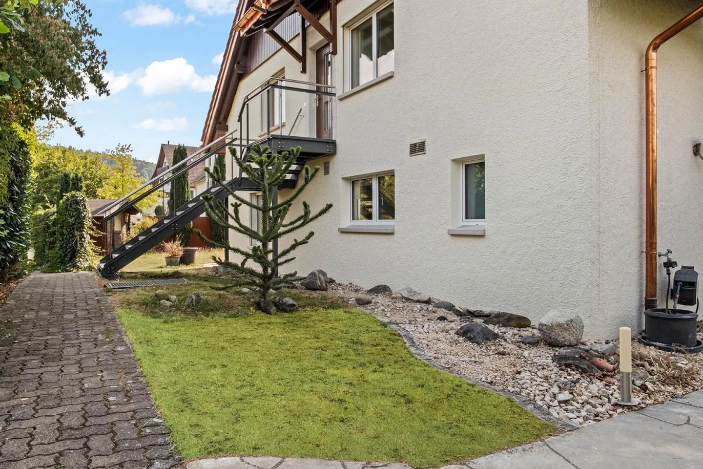 Moderne 3.5-Zimmer Maisonettewohnung dank ausgebautem Dachgeschoss - Photo 3 of 13