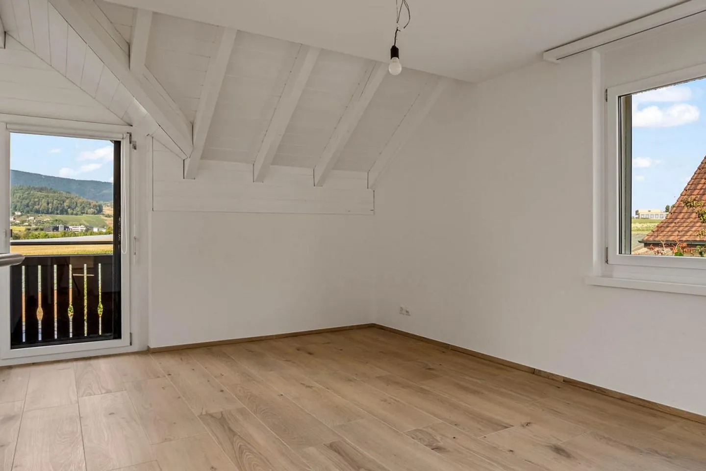 Moderne 3.5-Zimmer Maisonettewohnung dank ausgebautem Dachgeschoss - Photo 7 of 13