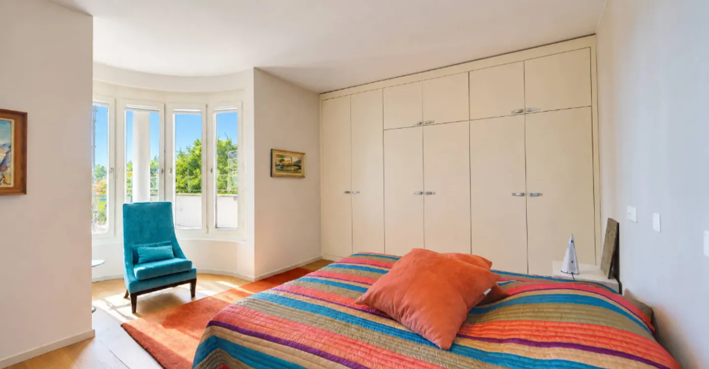 167 m² apartment with a 153 m² terrace in life annuity without rent - Photo 6 of 11