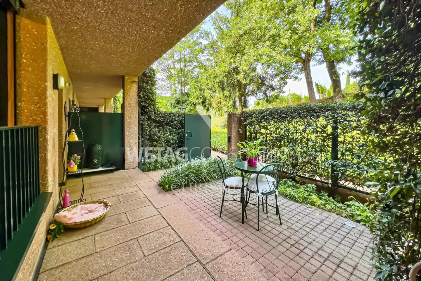 In vendita a Lugano-Gentilino: elegante appartamento con giardino privato - Foto 11 di 12