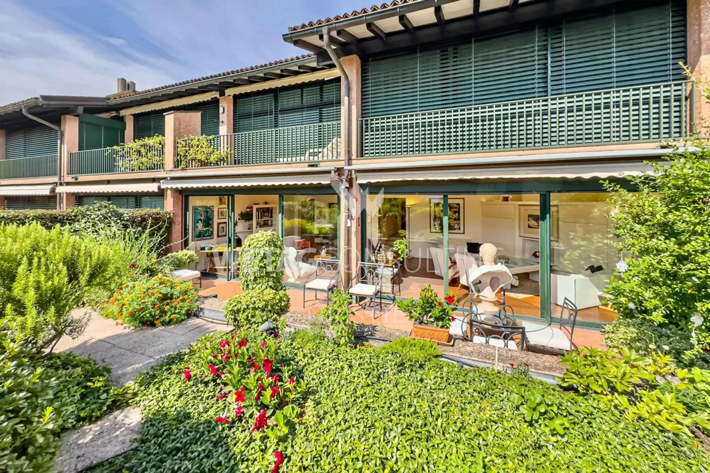 In vendita a Lugano-Gentilino: elegante appartamento con giardino privato - Foto 12 di 12